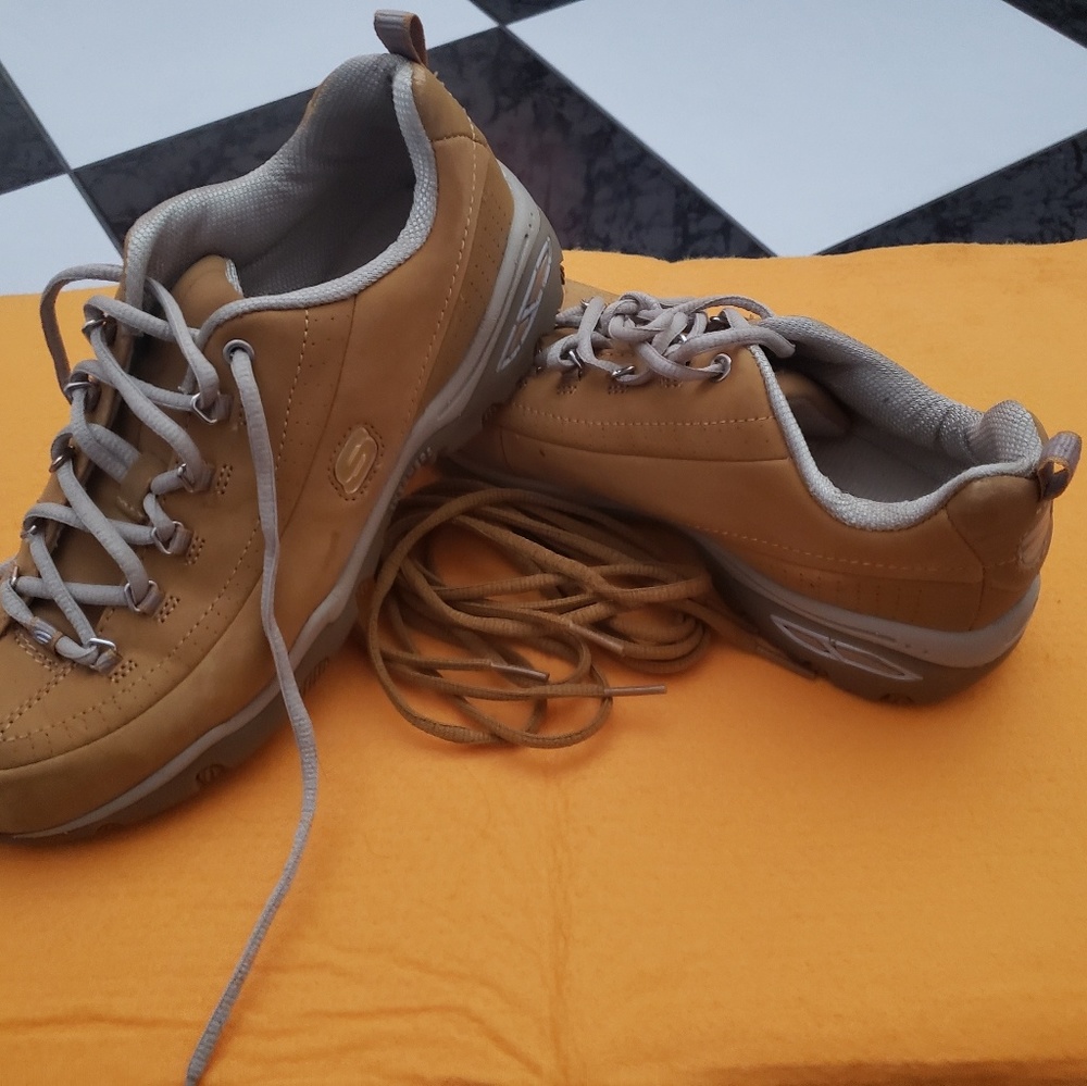 Suede Skechers